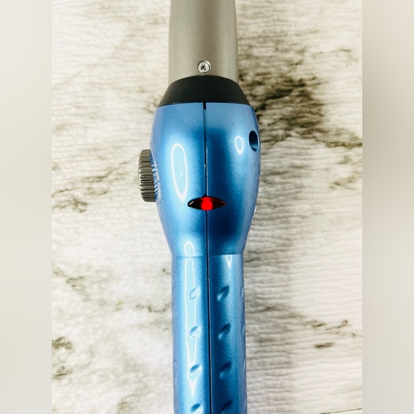 Pristine Condition BaByliss Nano Titanium Tapered Curling Wand - Picture 4 of 4